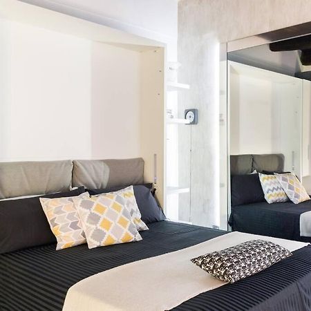 Art Inn Centro Неаполь Экстерьер фото